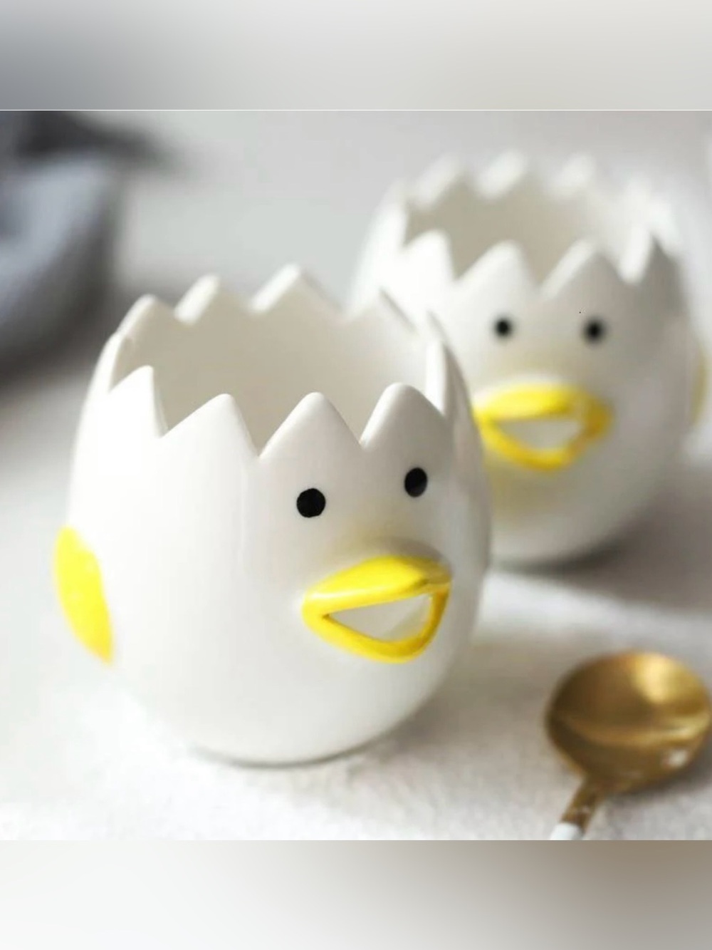 Ceramic Chick Egg Separator - Picture 3 of 6